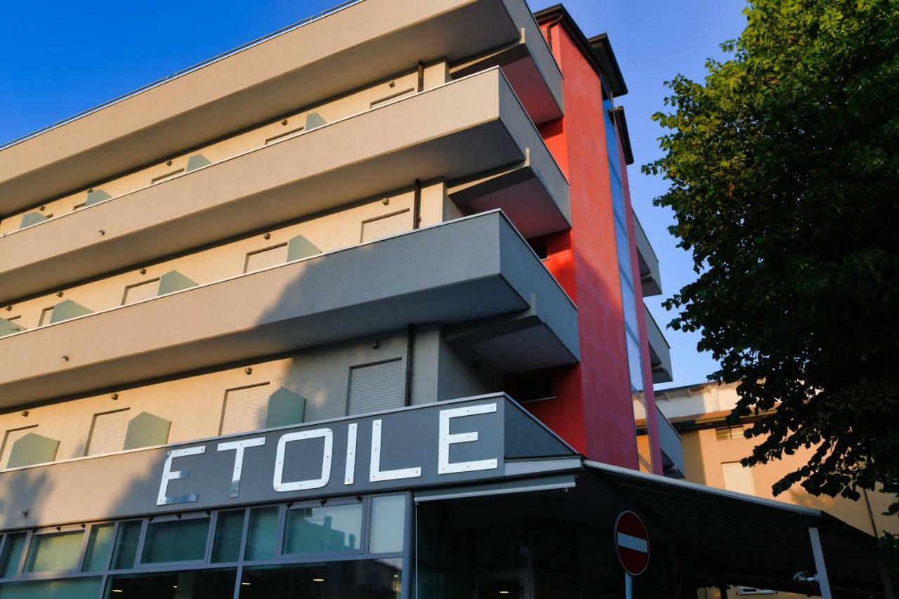 Hotel Etoile Rimini Exterior photo