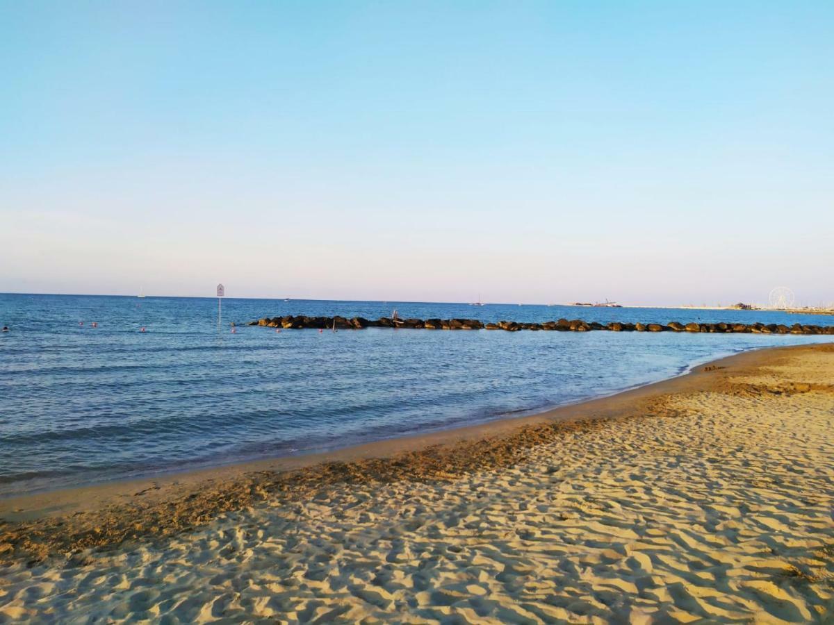 Hotel Etoile Rimini Exterior photo